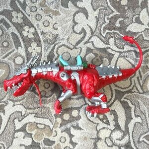 4/$20 Silver Armoured Red Dragon. No Rider or Wings